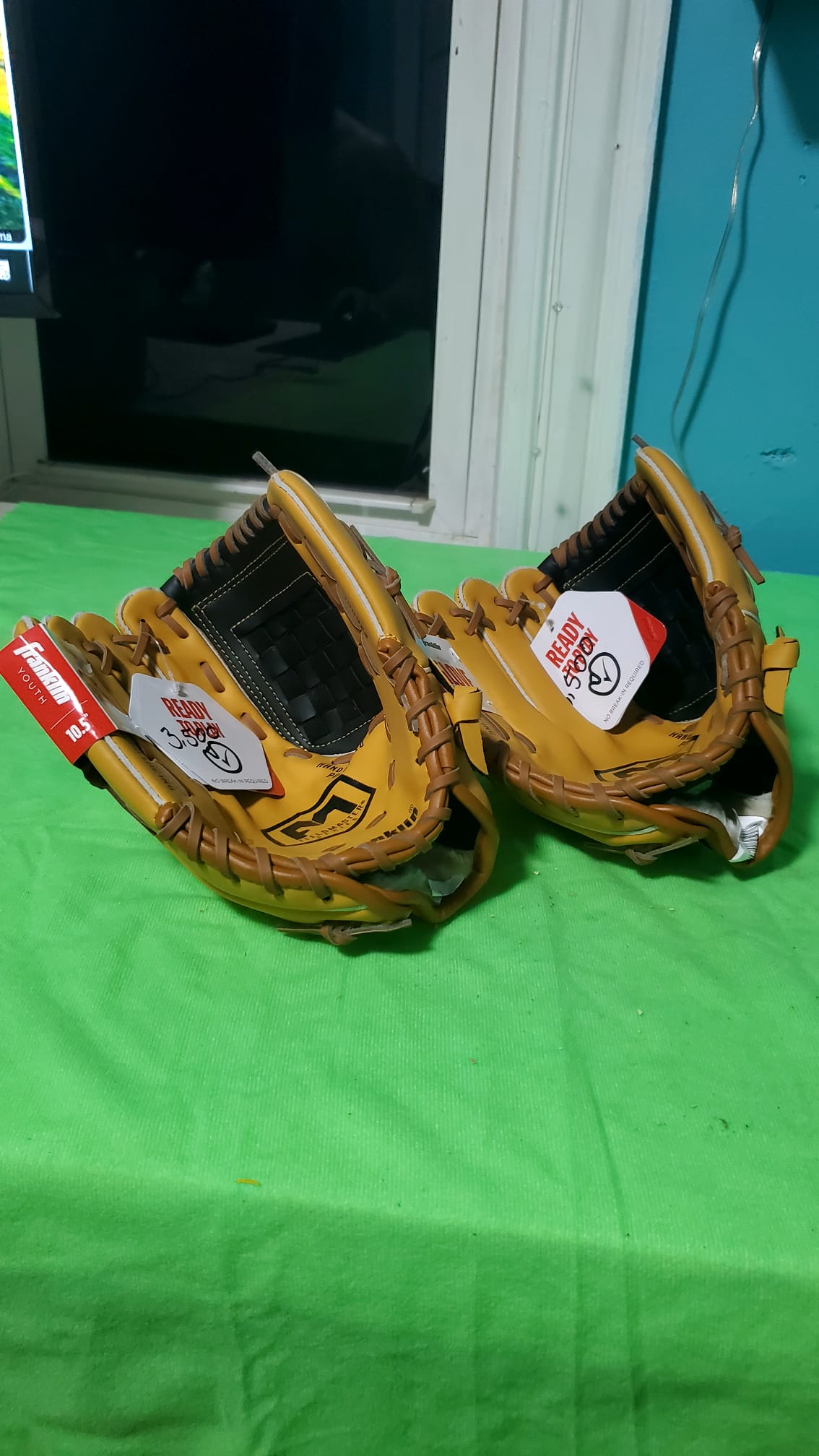 Franklin Fieldmaster — Guante de Béisbol 10.5" Youth (Nuevo)